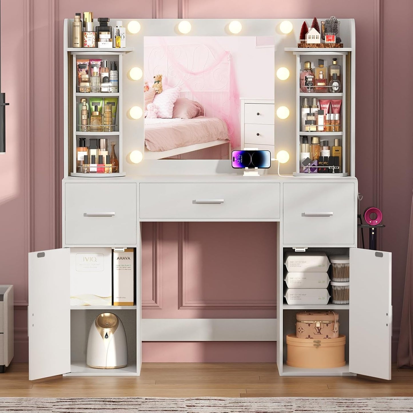 White Makeup Vanity Desk With Brilliant Illumination