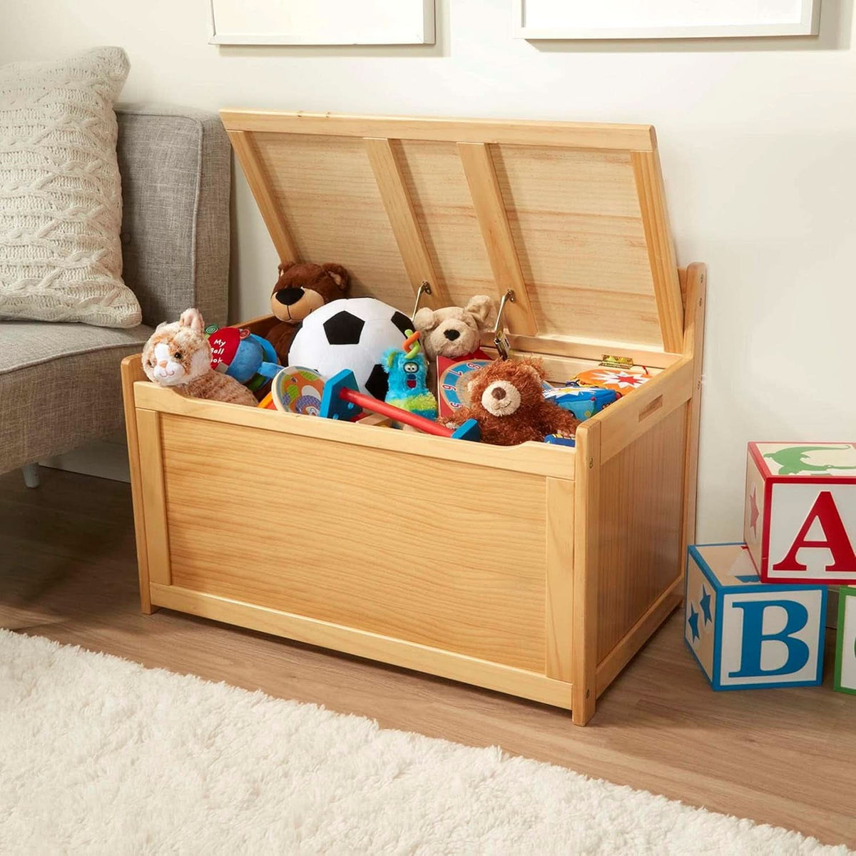 Blonde Premium Wood Toy Chest With Generous Storage Capacity