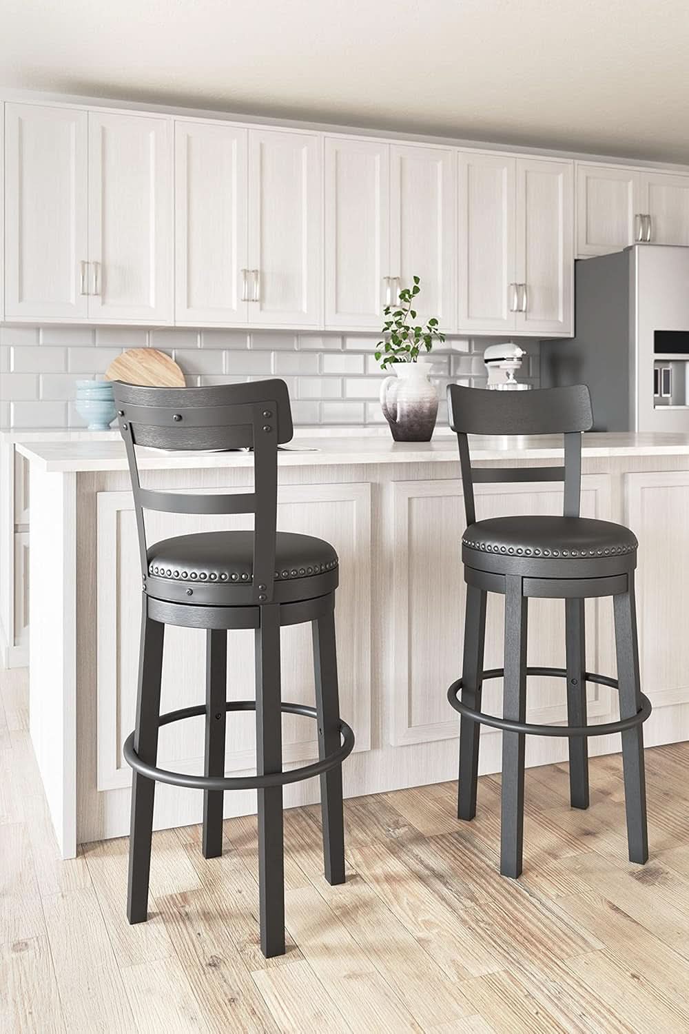 Valebeck 30.38 Black Upholstered Pub Height Swivel Barstool