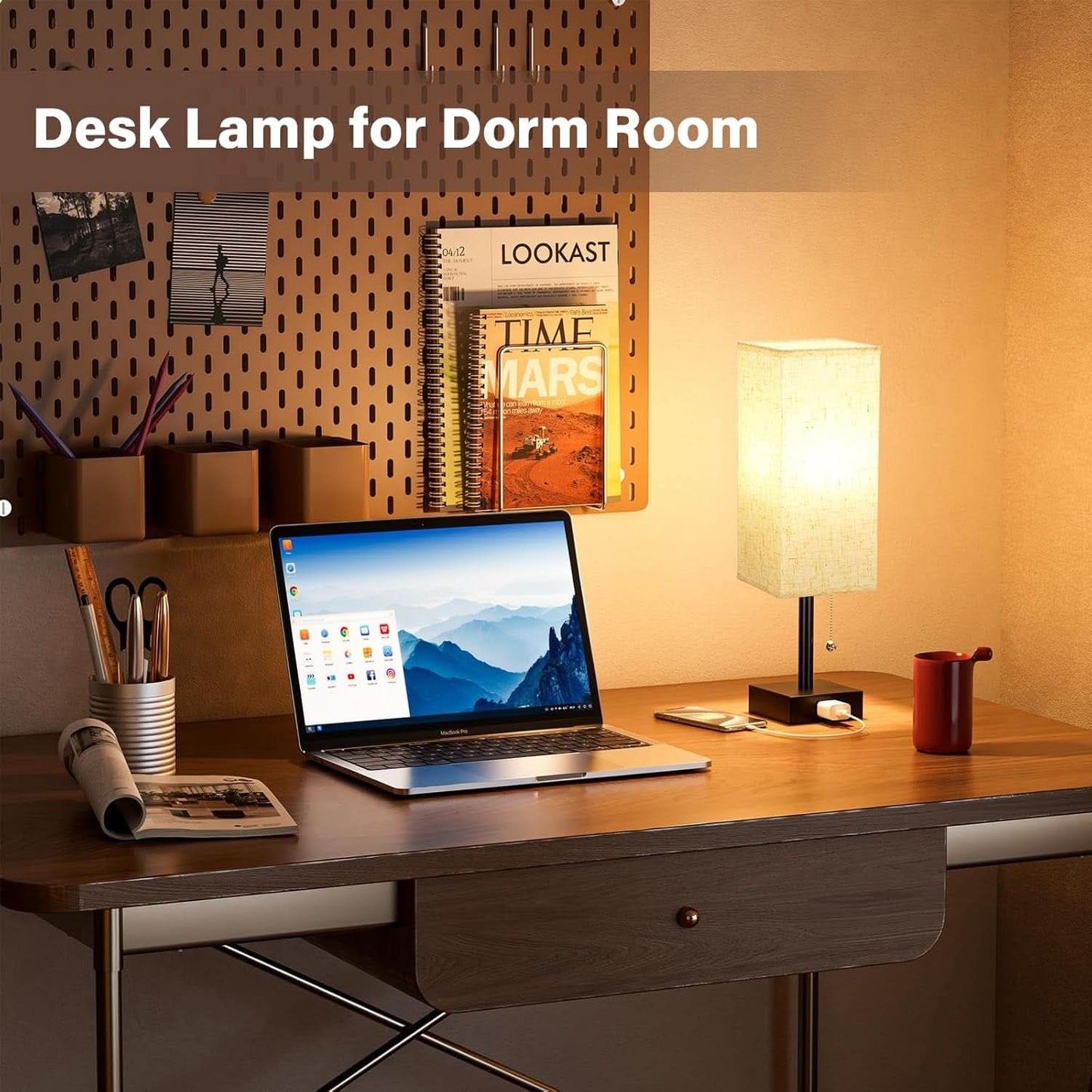 Luxurious Nightstand Lamps With Integrated AC Outlet
