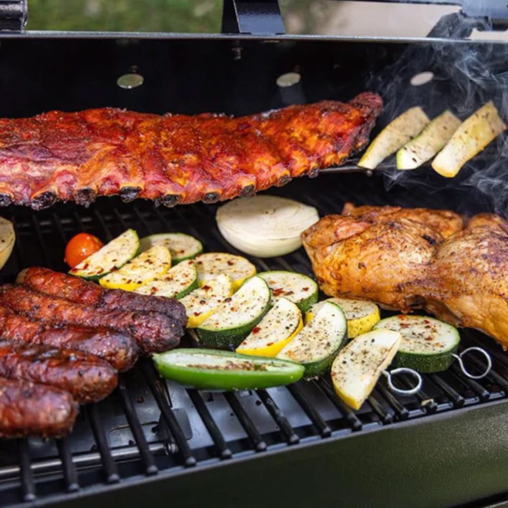 PB440FB1 Pellet Grill 482 Square Inches Black Porcelain Grids