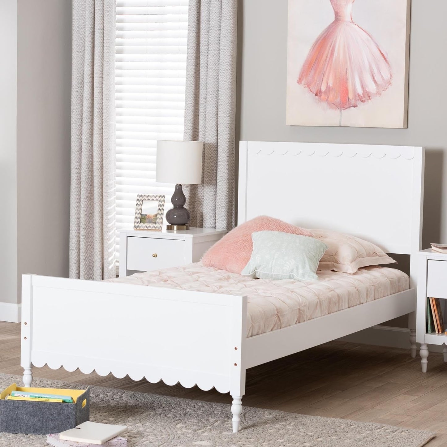 White Rubberwood Twin Platform Bed With Scalloped Edges